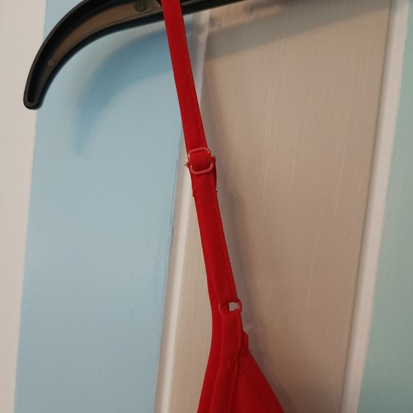 NWOT APT 9 Essentials Red Sheer Tank Sz L - Picture 7 of 8